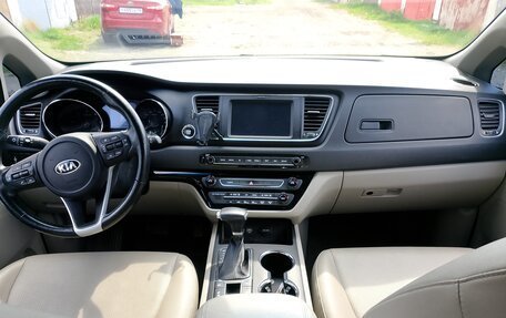 KIA Carnival III, 2019 год, 3 000 000 рублей, 4 фотография