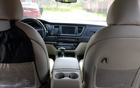 KIA Carnival III, 2019 год, 3 000 000 рублей, 7 фотография
