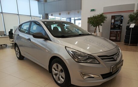 Hyundai Solaris II рестайлинг, 2014 год, 875 000 рублей, 7 фотография
