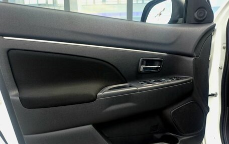 Mitsubishi ASX I рестайлинг, 2012 год, 999 000 рублей, 17 фотография