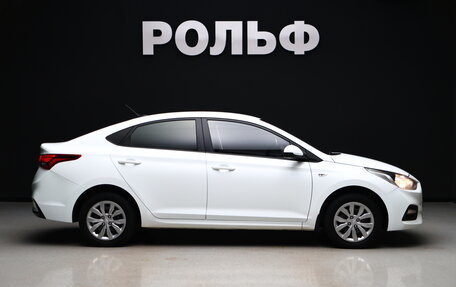 Hyundai Solaris II рестайлинг, 2019 год, 1 500 000 рублей, 6 фотография