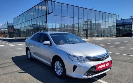 Toyota Camry, 2015 год, 1 830 000 рублей, 3 фотография