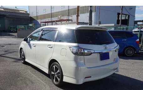Toyota Wish II, 2017 год, 1 078 000 рублей, 7 фотография