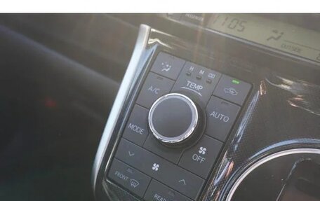 Toyota Wish II, 2017 год, 1 078 000 рублей, 18 фотография