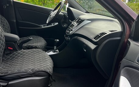 Hyundai Solaris II рестайлинг, 2013 год, 875 000 рублей, 10 фотография