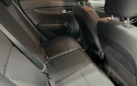 KIA Rio IV, 2019 год, 1 442 000 рублей, 10 фотография