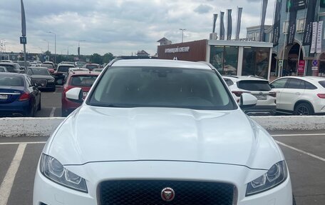 Jaguar F-Pace, 2018 год, 3 000 000 рублей, 6 фотография