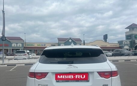 Jaguar F-Pace, 2018 год, 3 000 000 рублей, 9 фотография