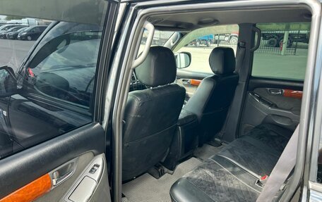 Toyota Land Cruiser Prado 120 рестайлинг, 2004 год, 1 699 000 рублей, 17 фотография