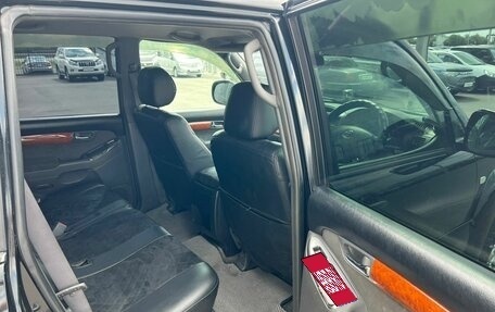 Toyota Land Cruiser Prado 120 рестайлинг, 2004 год, 1 699 000 рублей, 18 фотография