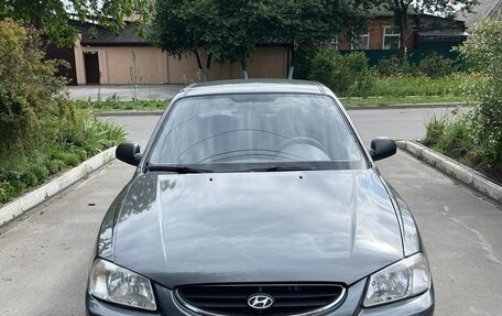 Hyundai Accent II, 2004 год, 370 000 рублей, 3 фотография