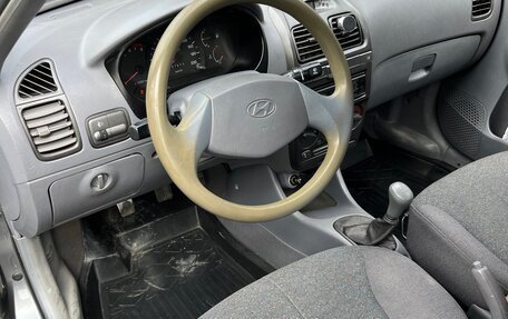 Hyundai Accent II, 2004 год, 370 000 рублей, 13 фотография