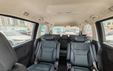 Honda Odyssey IV, 2022 год, 2 300 000 рублей, 5 фотография