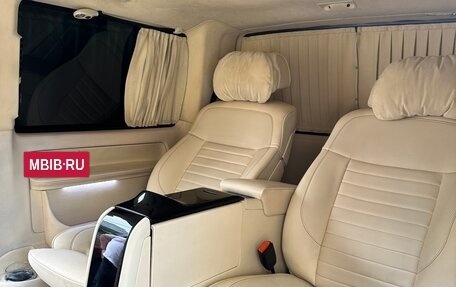 Volkswagen Multivan T5, 2012 год, 4 000 000 рублей, 14 фотография