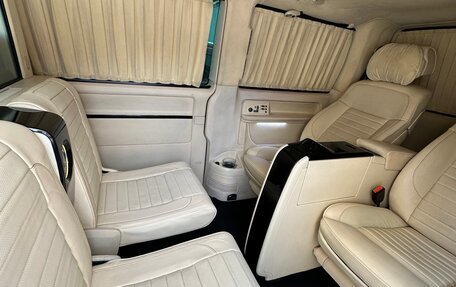 Volkswagen Multivan T5, 2012 год, 4 000 000 рублей, 25 фотография