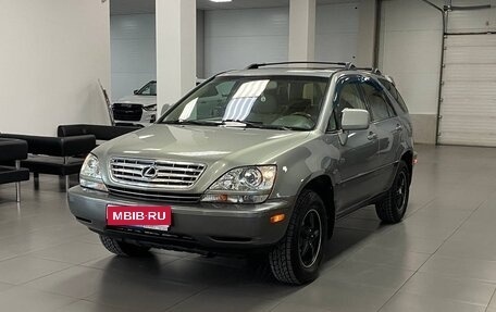 Lexus RX IV рестайлинг, 2002 год, 1 025 000 рублей, 1 фотография