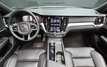 Volvo S60 III, 2021 год, 2 899 000 рублей, 8 фотография