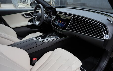 Mercedes-Benz E-Класс, 2025 год, 10 900 000 рублей, 15 фотография