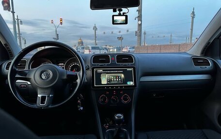 Volkswagen Golf VI, 2011 год, 630 000 рублей, 3 фотография