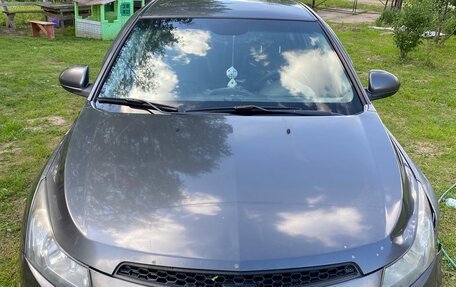 Chevrolet Cruze II, 2010 год, 440 000 рублей, 2 фотография