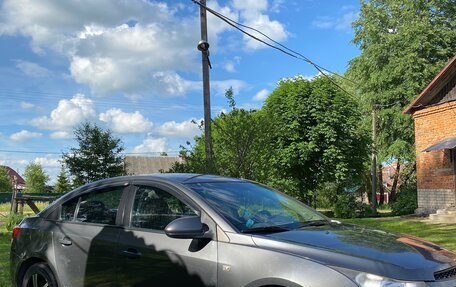 Chevrolet Cruze II, 2010 год, 440 000 рублей, 5 фотография