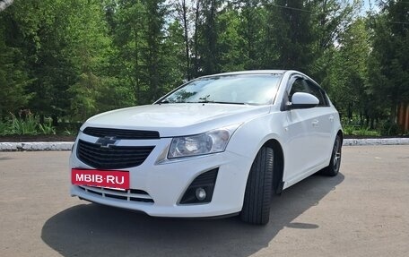 Chevrolet Cruze II, 2013 год, 660 000 рублей, 2 фотография