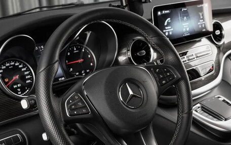 Mercedes-Benz V-Класс, 2021 год, 11 490 000 рублей, 3 фотография