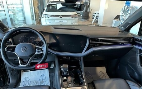 Volkswagen Touareg III, 2021 год, 7 348 400 рублей, 12 фотография