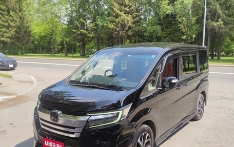 Honda Stepwgn IV, 2019 год, 2 600 000 рублей, 5 фотография