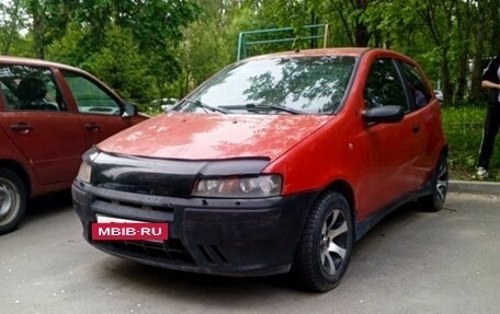 Fiat Punto III Punto Evo рестайлинг, 2002 год, 130 000 рублей, 3 фотография