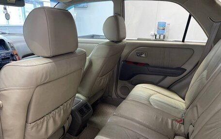 Lexus RX IV рестайлинг, 2002 год, 1 025 000 рублей, 13 фотография
