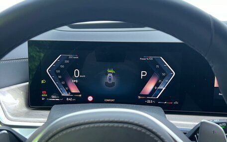 BMW X7, 2024 год, 14 800 000 рублей, 20 фотография