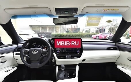 Lexus ES VII, 2025 год, 5 300 000 рублей, 9 фотография