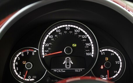 Volkswagen Beetle, 2014 год, 2 000 000 рублей, 12 фотография
