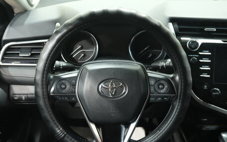 Toyota Camry, 2018 год, 2 699 000 рублей, 13 фотография