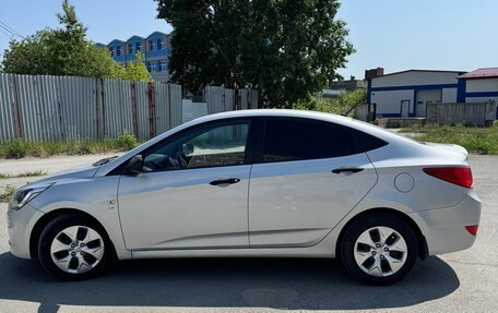 Hyundai Solaris II рестайлинг, 2015 год, 950 000 рублей, 5 фотография
