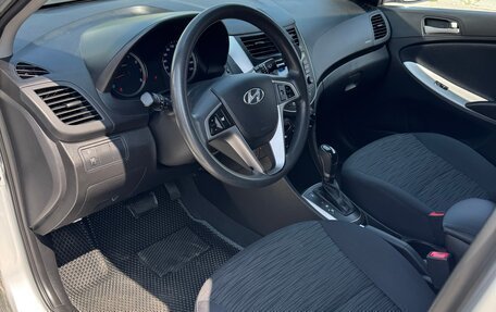 Hyundai Solaris II рестайлинг, 2015 год, 950 000 рублей, 10 фотография