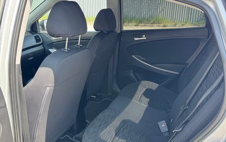 Hyundai Solaris II рестайлинг, 2015 год, 950 000 рублей, 12 фотография