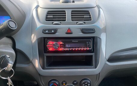 Chevrolet Cobalt II, 2013 год, 679 000 рублей, 18 фотография