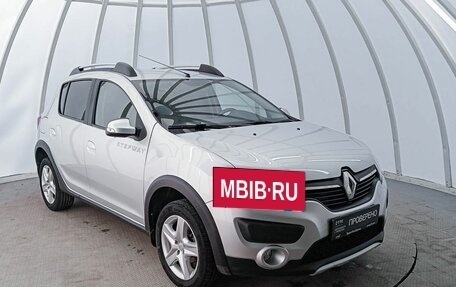 Renault Sandero II рестайлинг, 2015 год, 1 100 000 рублей, 3 фотография