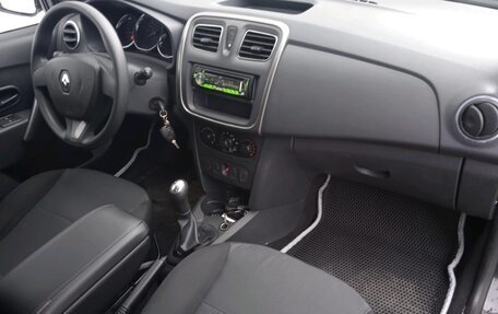 Renault Logan II, 2014 год, 775 000 рублей, 9 фотография
