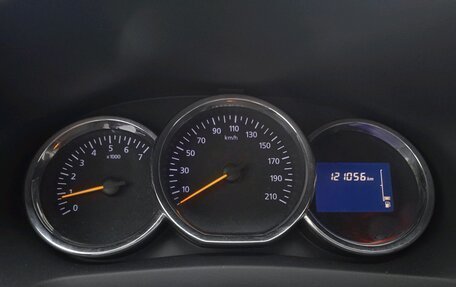 Renault Logan II, 2014 год, 775 000 рублей, 13 фотография