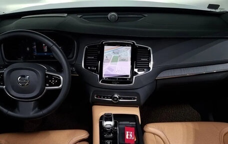 Volvo XC90 II рестайлинг, 2022 год, 5 199 000 рублей, 9 фотография
