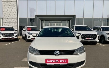 Volkswagen Jetta VI, 2013 год, 940 000 рублей, 2 фотография