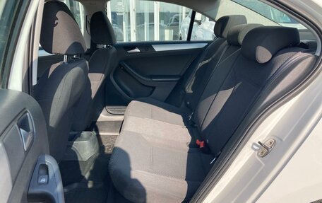 Volkswagen Jetta VI, 2013 год, 940 000 рублей, 17 фотография