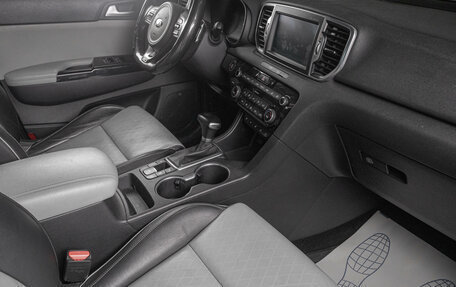 KIA Sportage IV рестайлинг, 2016 год, 2 199 000 рублей, 18 фотография