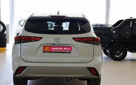 Toyota Highlander, 2025 год, 6 500 000 рублей, 7 фотография