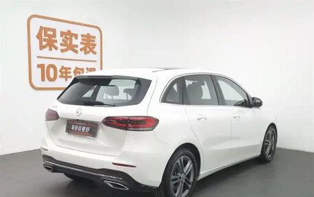 Mercedes-Benz B-Класс, 2020 год, 1 650 000 рублей, 2 фотография