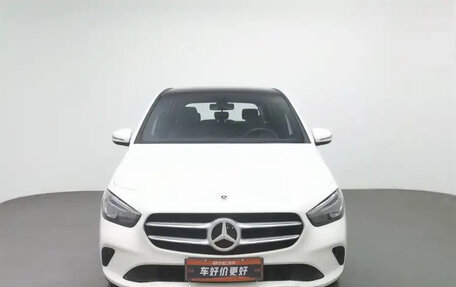 Mercedes-Benz B-Класс, 2020 год, 1 650 000 рублей, 3 фотография