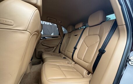 Porsche Macan I рестайлинг, 2015 год, 3 230 000 рублей, 13 фотография